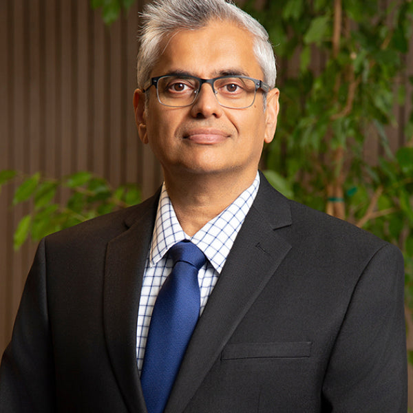 Suket Dayal